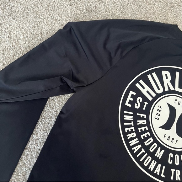 Hurley size Small men’s long sleeve black sun shirt - Picture 7 of 8